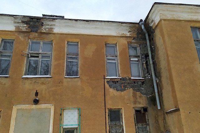 Сотрудник больницы Богдановича пожаловался на пытавшегося задушить его главврача