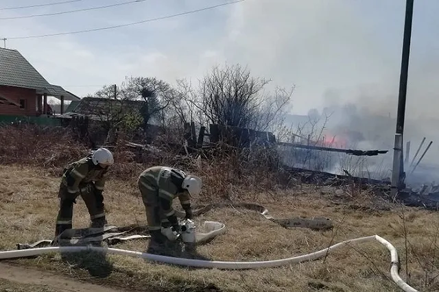 В Верхней Пышме локализовали пожар на площади 1,6 тыс. квадратных метров