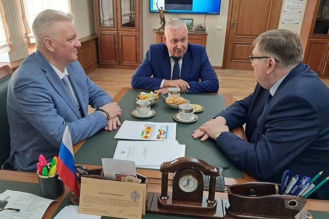 Делегация ВНИИ МВД России посетила свердловской главк МВД