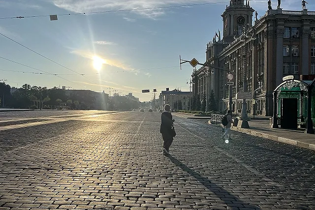 Свердловчан предупредили об опасности солнца