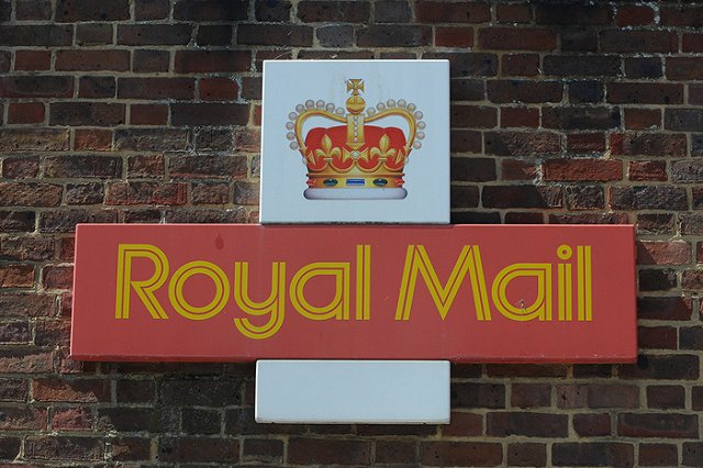 Королевская почта Великобритании доставила в Ирландию картофелину