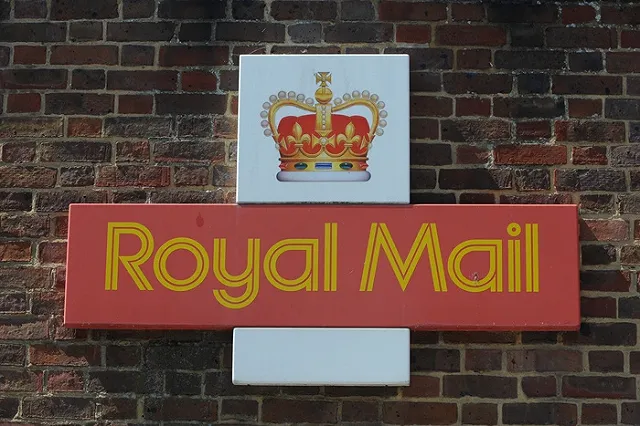 Королевская почта Великобритании доставила в Ирландию картофелину