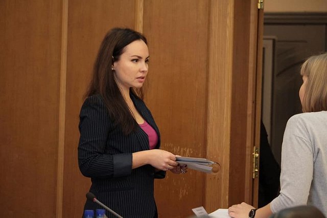 Серый дом остался без пресс-секретарей