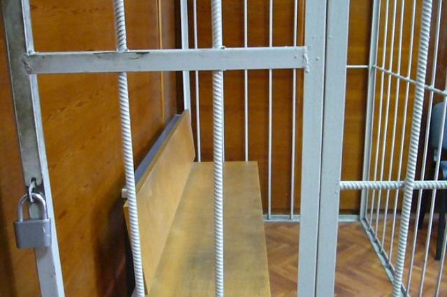 Жителю Екатеринбурга грозит срок за роман с 15-летним кузеном