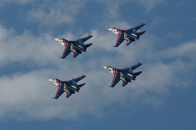 Источник назвал основную версию катастрофы Су-27 в Подмосковье