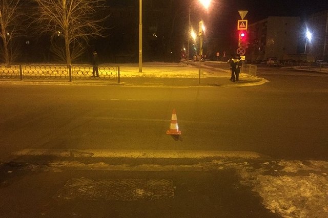 В Екатеринбурге ищут водителя, сбившего юношу на углу Токарей — Ключевская