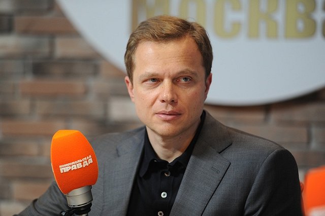 Евгений Ройзман дебютировал в качестве интервьюера на радио