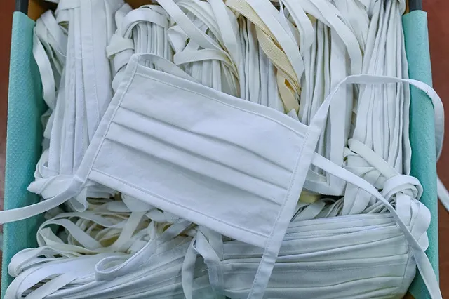 Запас медицинских масок «Красного креста» в Екатеринбурге до сих пор никому не направлен