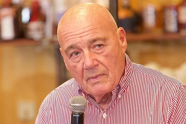 Познер предложил штрафовать россиян на 50 тысяч рублей за отказ носить маску