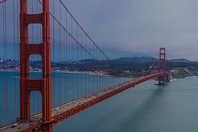 Роман Баданин* поступил в Стэнфорд