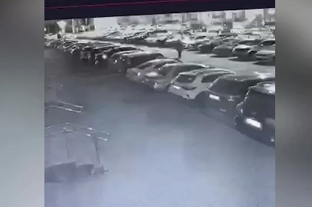 Центр Екатеринбурга атаковали автоворы