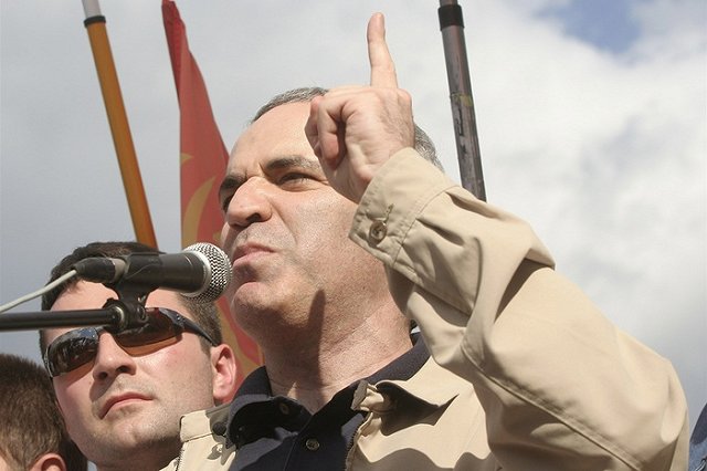 Гарри Каспаров призвал ужесточить санкции в отношении России