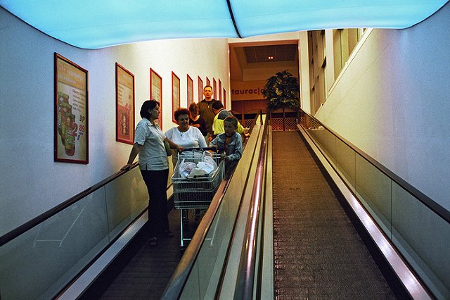 Движение по улице 8 марта у «Гринвича» откроют через месяц