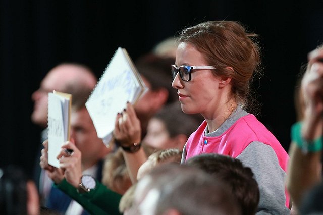 Собчак и Лобков принесли Кадырову свои «извинения»