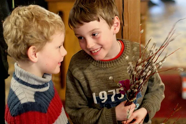 Патриарх Кирилл освятил ветки вербы