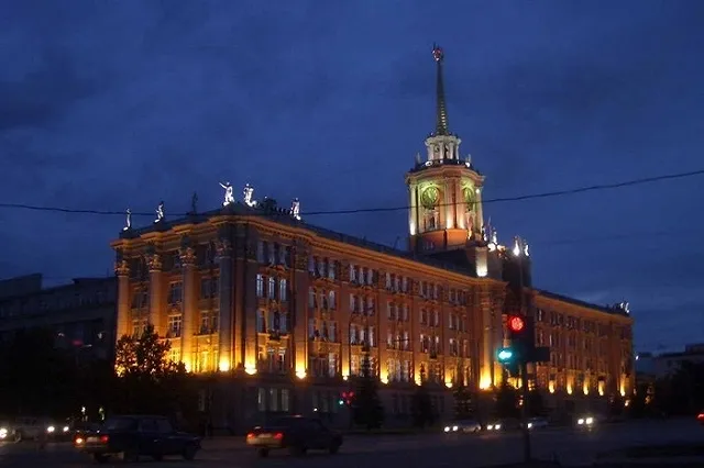 Мэрия возлагает ответственность за травмирование пенсионерки на подрядчиков