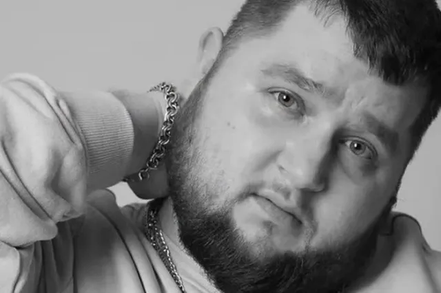 Танцора Дмитрия Красилова из клипа Little Big похоронили на Алтае