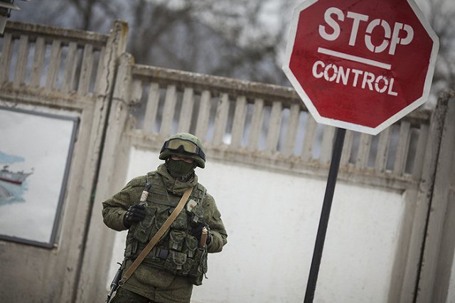 Финский министр обороны призвал готовиться к визиту «зеленых человечков»