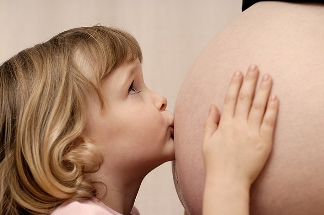 Мать «пропавшей двойни» намерена разобраться с челябинским минздравом в суде