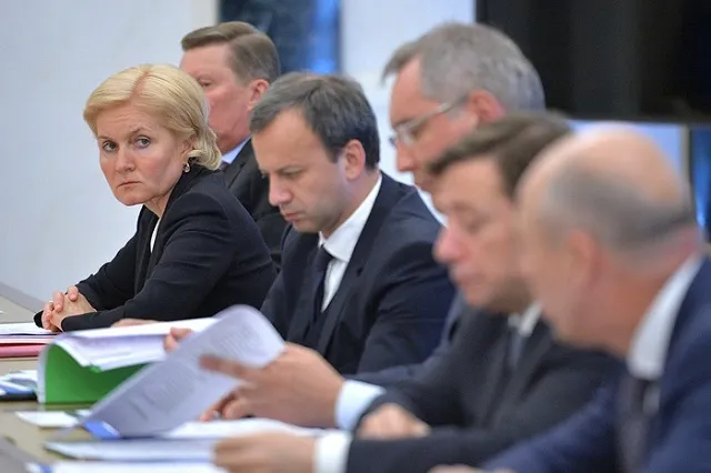 СМИ узнали о поручении продлить договор с главой «Почты России»