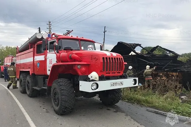 Пропавший в свердловском поселке 3-летнего мальчик погиб в огне