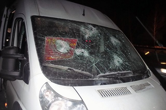 В Екатеринбурге обстреляли маршрутку