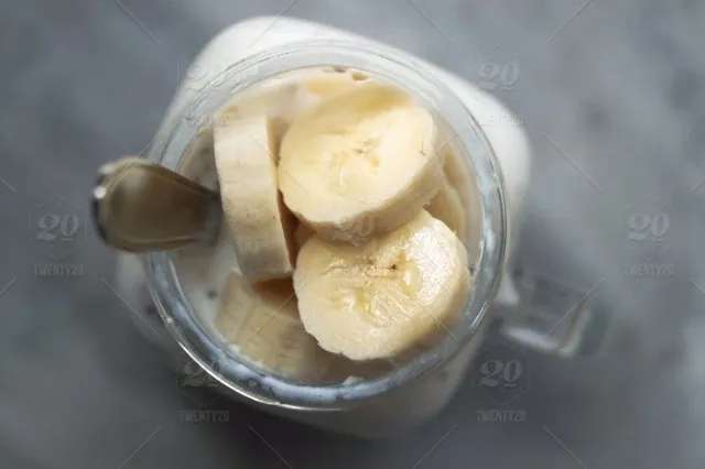 Роскачество нашло в кефире крахмал и растительные жиры