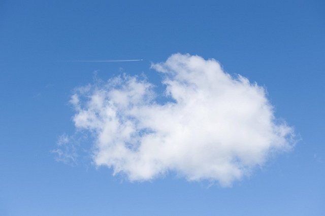 Житель Петербурга поблагодарил свердловскую полицию за то, что он не пропустил самолет