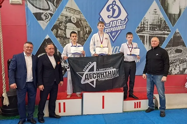 Юные каратисты провели в Екатеринбурге соревнования в честь Дня Победы