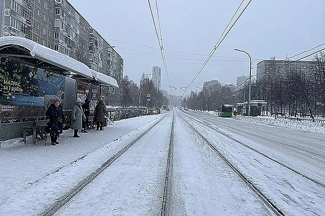 На проспекте Ленина встали трамваи