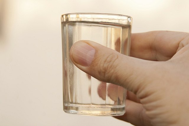 Производство водки в России растет рекордными темпами