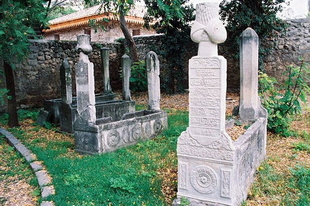 Екатеринбуржцы обвинили «скорую» и полицию в участии в схеме похоронщиков