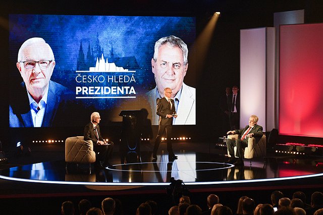 Милош Земан высмеял Иржи Драгоша на теледебатах