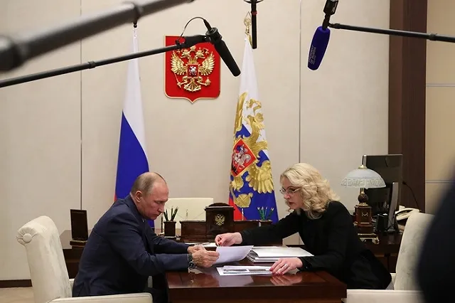 Экономист: российские чиновники перепутали бедных с нищими