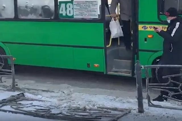 Куйвашев сообщил, когда в Екатеринбурге появится больше вместительного транспорта