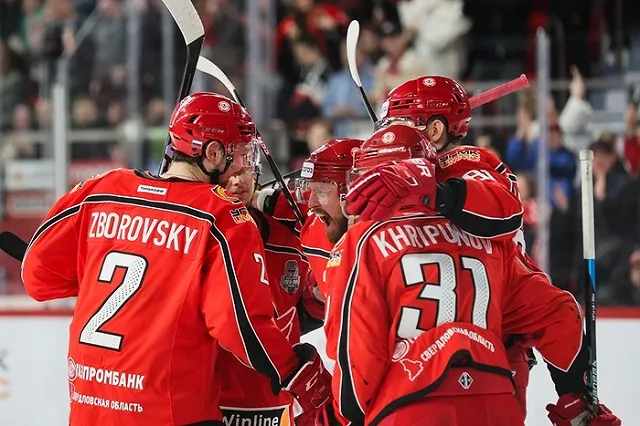 Сегодня состоится решающая игра полуфинала между «Автомобилистом» и «Металлургом»