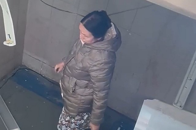 Екатеринбурженка устроила погром в магазине. Она вступила в бой с интернетом