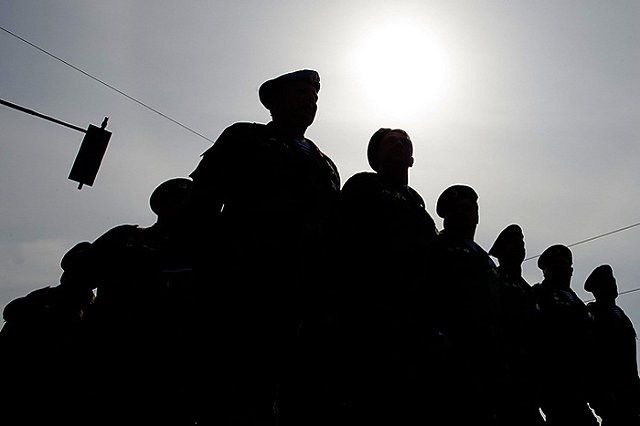 Шестеро свердловчан вернулись домой из украинского плена