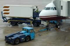 Депутаты ЛДПР решили заняться питанием авиапассажиров