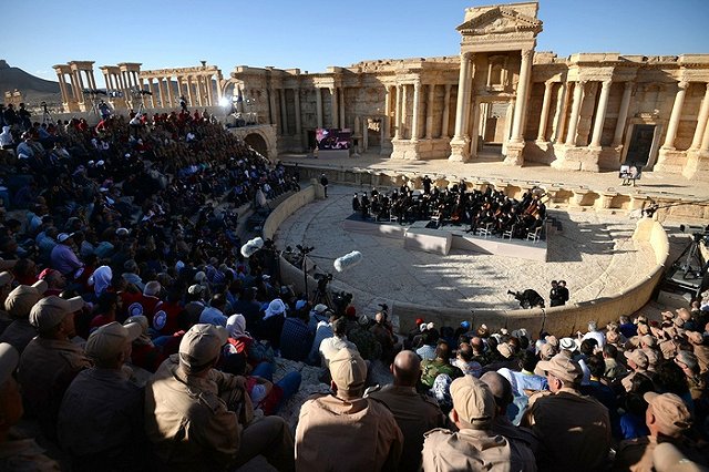 Две трети граждан назвали Россию великой державой