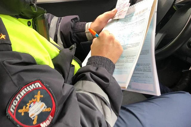 Ребенок пострадал в столкновении с «Газелью» на Объездной в Екатеринбурге (ФОТО)