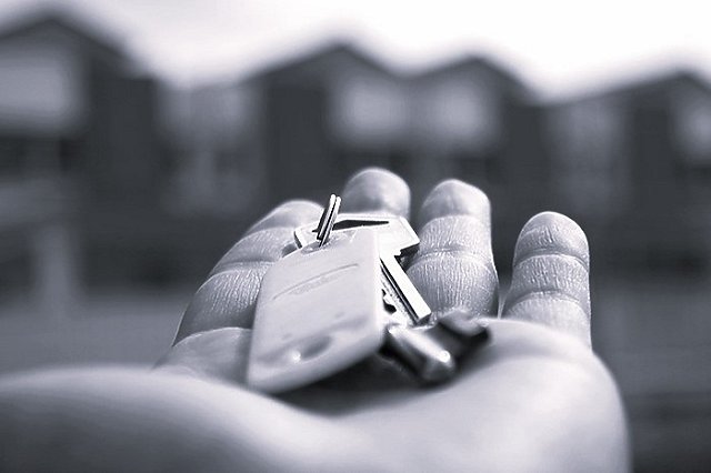 В России предложили отбирать квартиры за неуплату ЖКХ