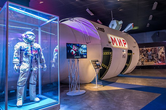 Глава Роскосмоса допустил отправку туристов на орбиту совместно с США