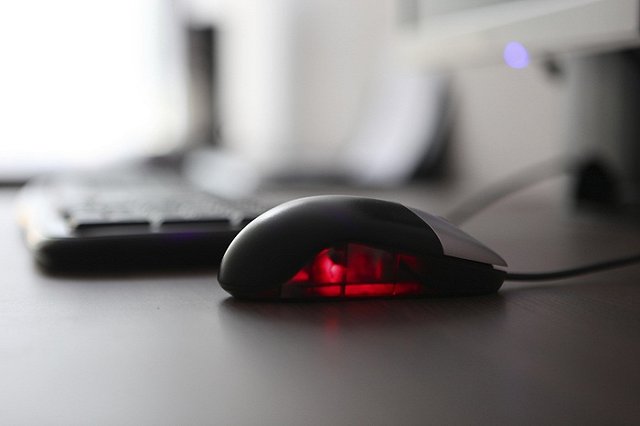 Прокуратура обжаловала приговор воспитательнице, осужденной за репост