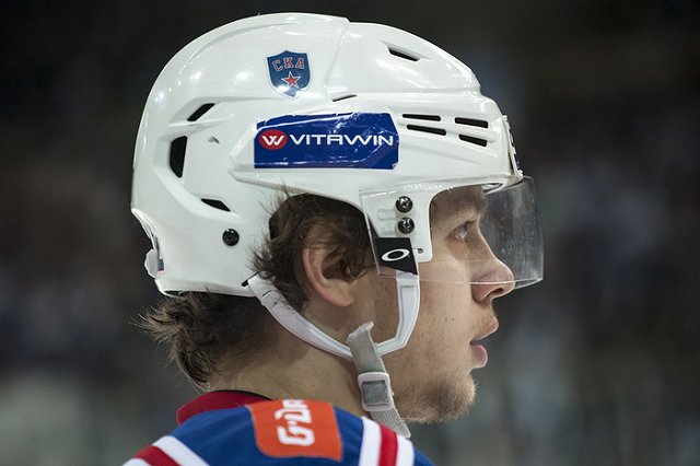 Знаменитый российский хоккеист скрывает свое имя в заграничных кофейнях