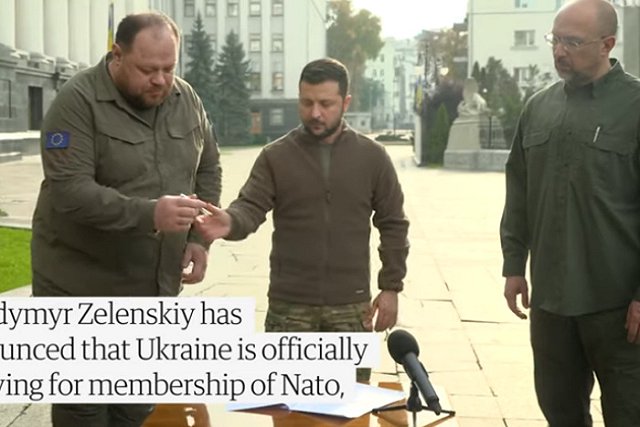 «Умоляют о начале третьей мировой». Медведев о желании Киева вступить в НАТО