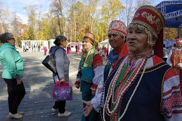 «Для тех, кому за 80». Пенсионеры получат перед Новым годом по 15 тысяч рублей
