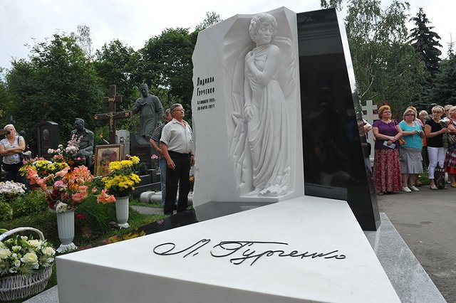 На московских кладбищах начнут проводить культурные мероприятия