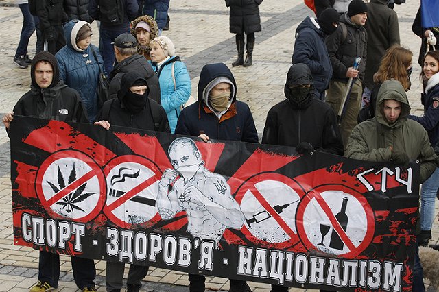 Переселенец-скинхэд из Украины осужден в Кургане за экстремизм