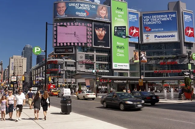 Власти Канады хотят лишить гражданства сына российских шпионов